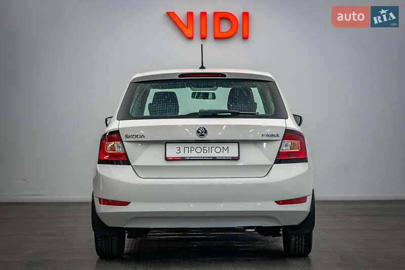 Хэтчбек Skoda Fabia 2018 в Киеве