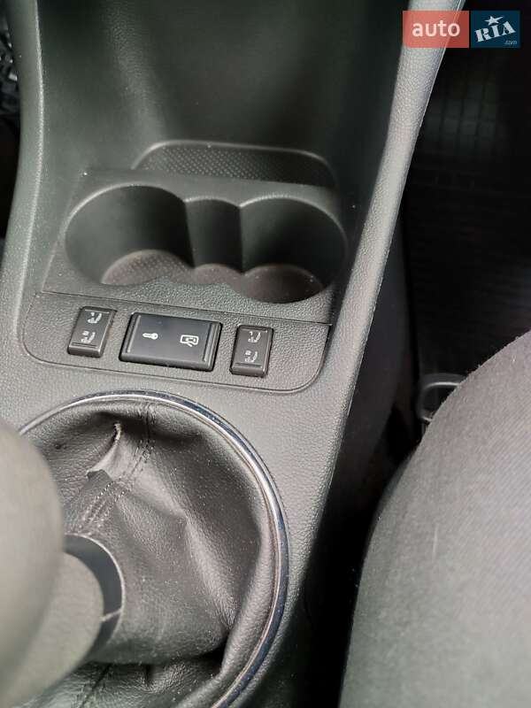 Універсал Skoda Fabia 2010 в Володимирі