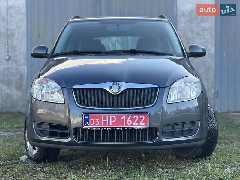 Skoda Fabia 2009 Skoda Fabia 2009