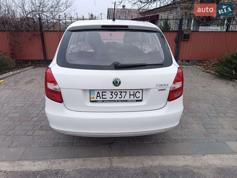 Универсал Skoda Fabia 2013 в Томаковке