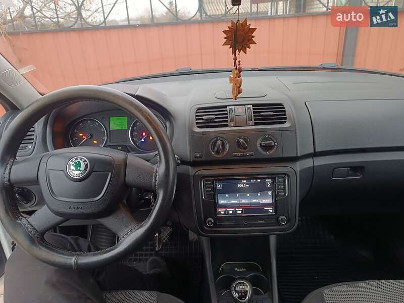 Универсал Skoda Fabia 2013 в Томаковке