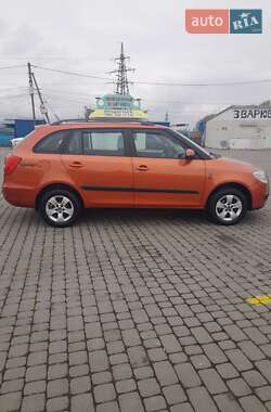 Универсал Skoda Fabia 2008 в Черновцах