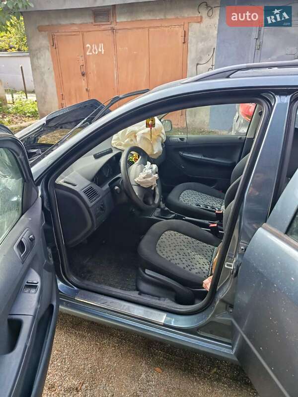 Универсал Skoda Fabia 2006 в Одессе