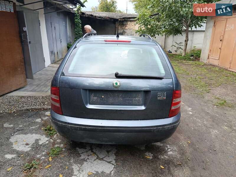 Универсал Skoda Fabia 2006 в Одессе