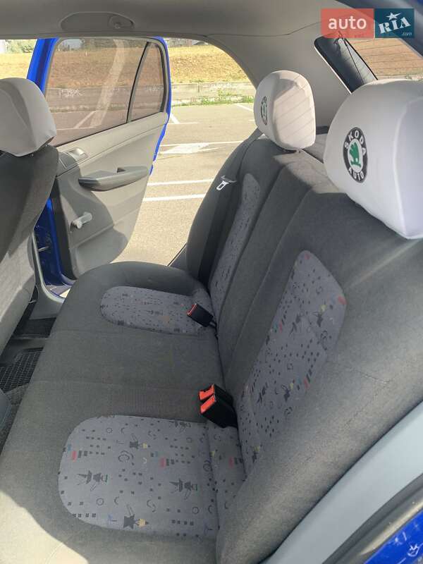 Седан Skoda Fabia 2004 в Киеве фото 5 Седан Skoda Fabia 2004 в Киеве