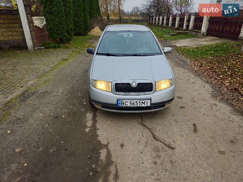 Хетчбек Skoda Fabia 2001 в Рівному