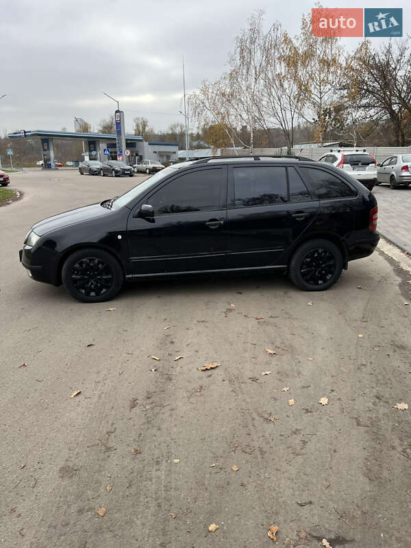 Универсал Skoda Fabia 2002 в Харькове