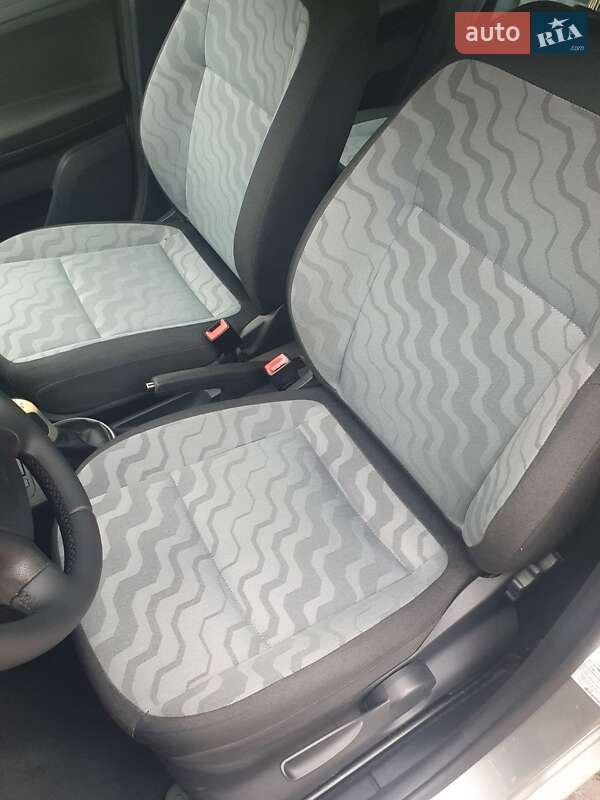 Универсал Skoda Fabia 2008 в Ровно фото 37 Универсал Skoda Fabia 2008 в Ровно