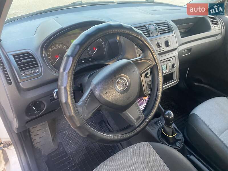 Хэтчбек Skoda Fabia 2014 в Мироновке фото 14 Хэтчбек Skoda Fabia 2014 в Мироновке