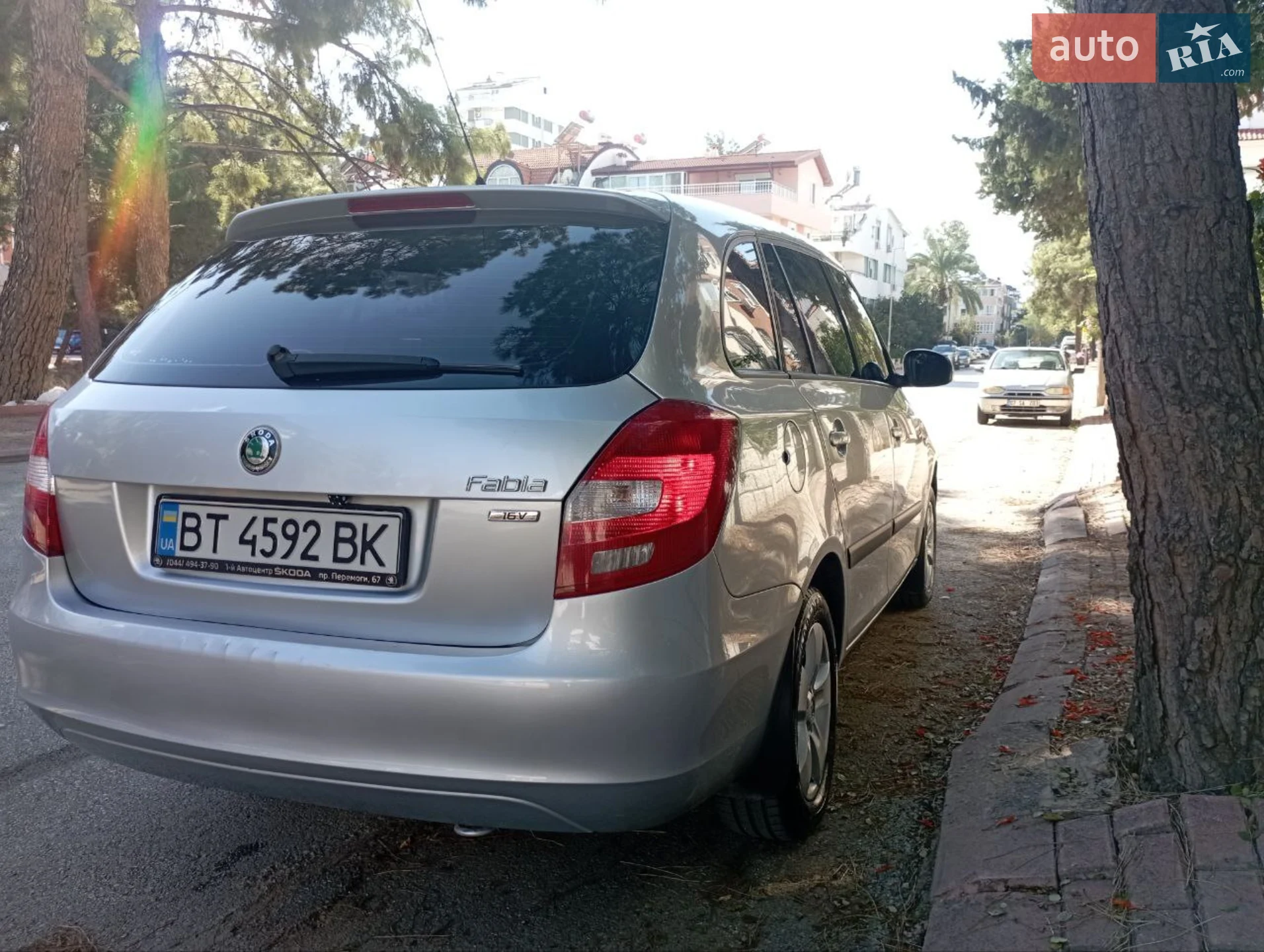 2011 Skoda Fabia - мініатюра 6