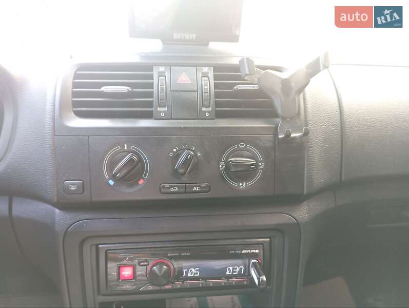 Универсал Skoda Fabia 2011 в Киеве