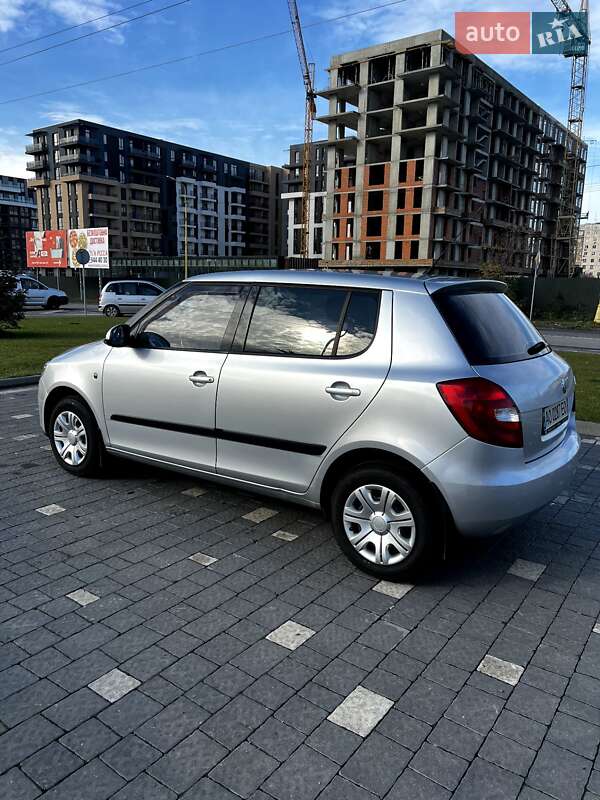 Хэтчбек Skoda Fabia 2008 в Ужгороде