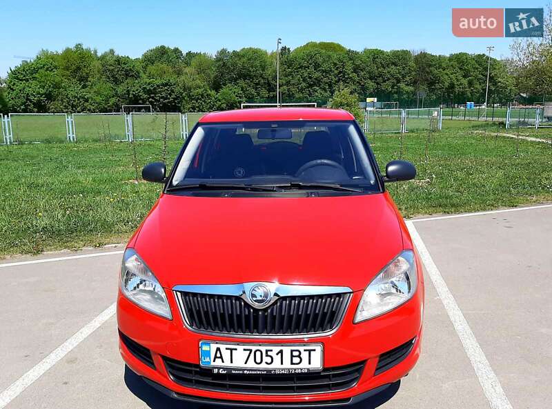 Хэтчбек Skoda Fabia 2013 в Ивано-Франковске фото Хэтчбек Skoda Fabia 2013 в Ивано-Франковске