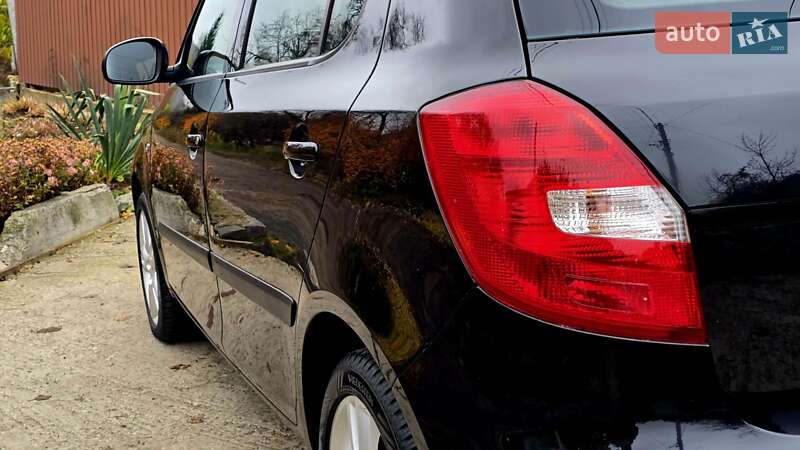 Хэтчбек Skoda Fabia 2009 в Полтаве фото 21 Хэтчбек Skoda Fabia 2009 в Полтаве