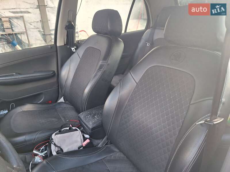 Хэтчбек Skoda Fabia 2006 в Жовкве фото 3 Хэтчбек Skoda Fabia 2006 в Жовкве