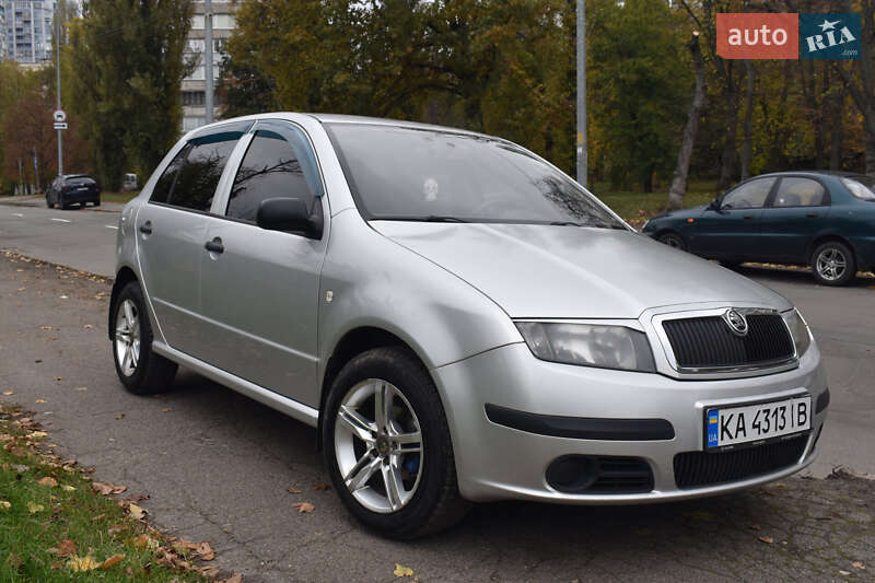 Хэтчбек Skoda Fabia 2006 в Киеве фото 28 Хэтчбек Skoda Fabia 2006 в Киеве