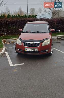 Хетчбек Skoda Fabia 2007 в Києві