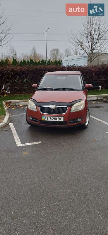 Хэтчбек Skoda Fabia 2007 в Киеве фото Хэтчбек Skoda Fabia 2007 в Киеве