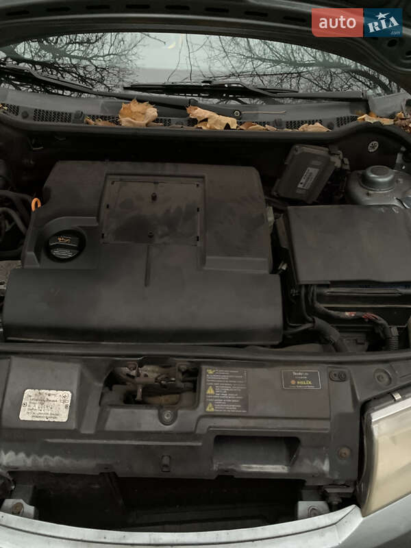 Хэтчбек Skoda Fabia 2005 в Киеве