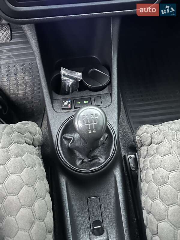 Універсал Skoda Fabia 2009 в Сумах