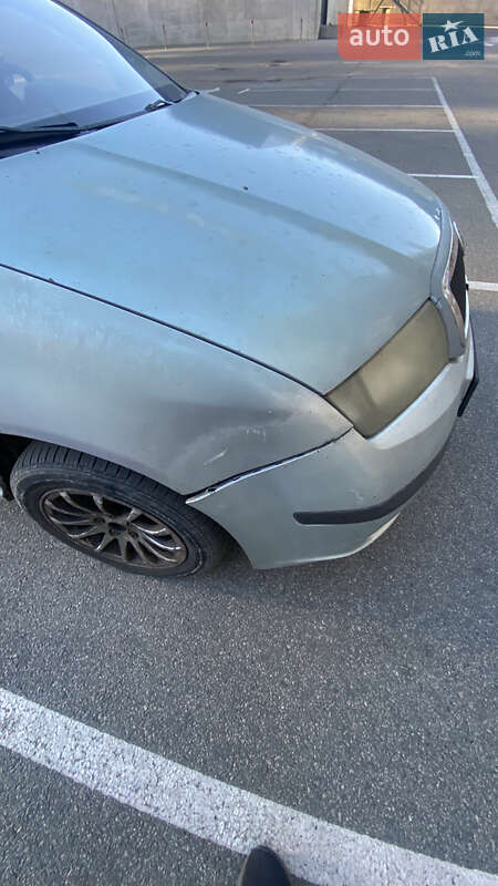 Хэтчбек Skoda Fabia 2005 в Киеве