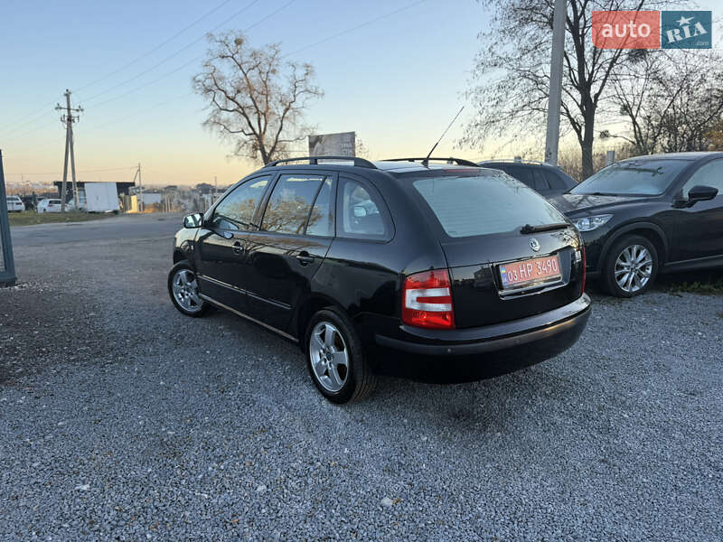 Универсал Skoda Fabia 2007 в Ровно