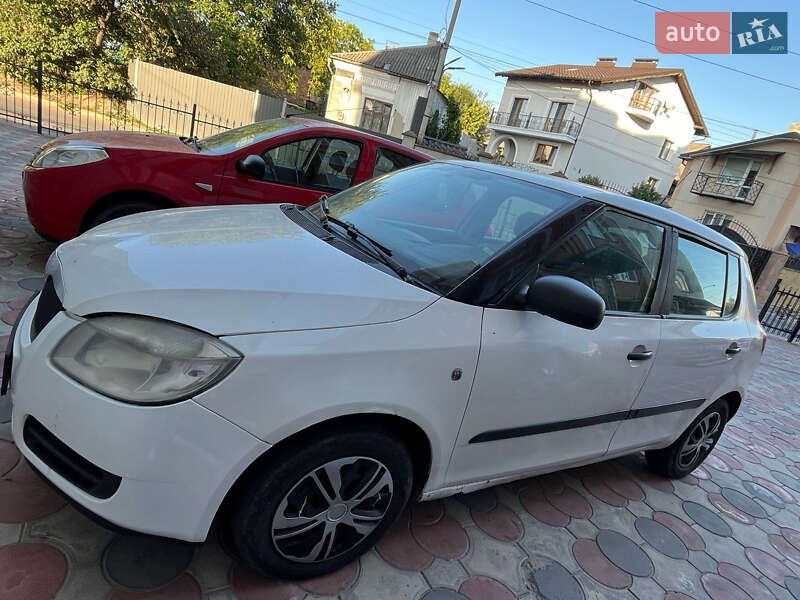 Хэтчбек Skoda Fabia 2009 в Тернополе