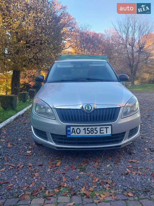 Хэтчбек Skoda Fabia 2010 в Мукачево фото Хэтчбек Skoda Fabia 2010 в Мукачево
