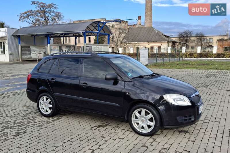Універсал Skoda Fabia 2010 в Мукачевому