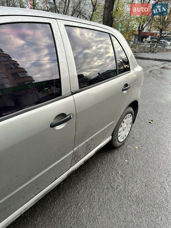 Хетчбек Skoda Fabia 2006 в Хмельницькому