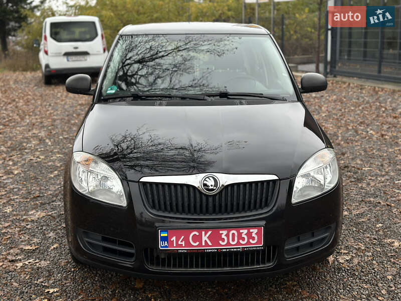 Хэтчбек Skoda Fabia 2009 в Виннице