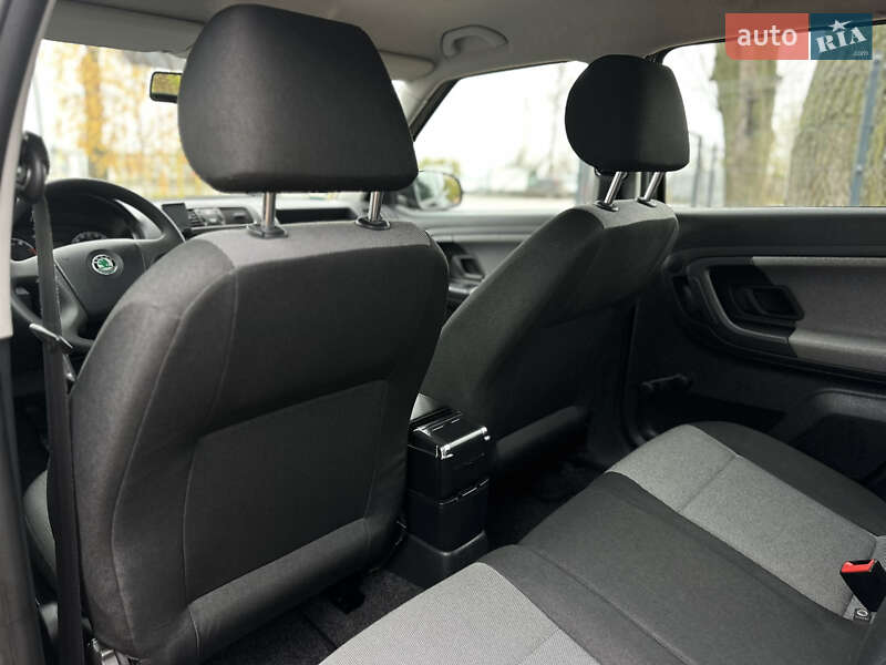 Хэтчбек Skoda Fabia 2009 в Виннице