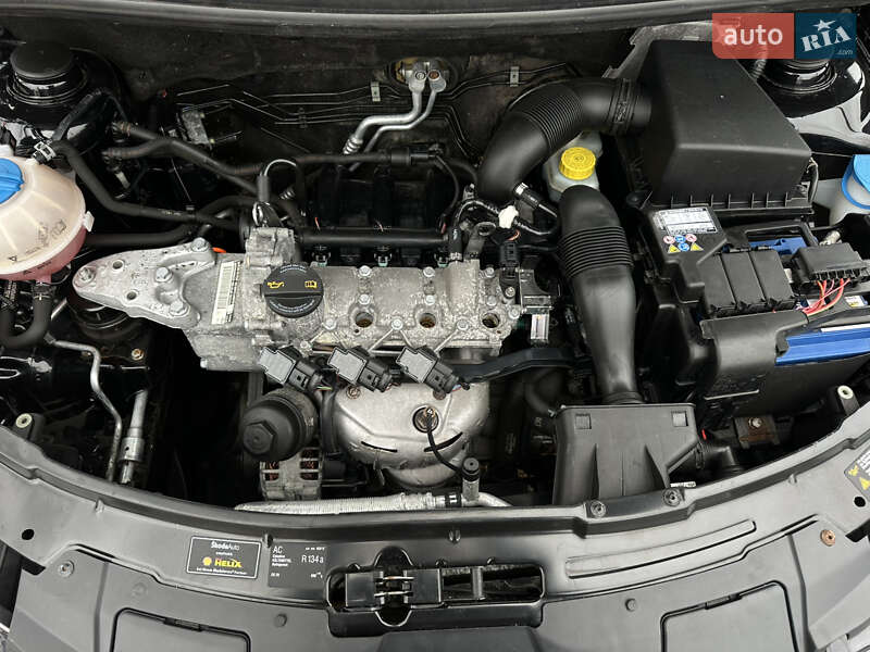 Хэтчбек Skoda Fabia 2009 в Виннице