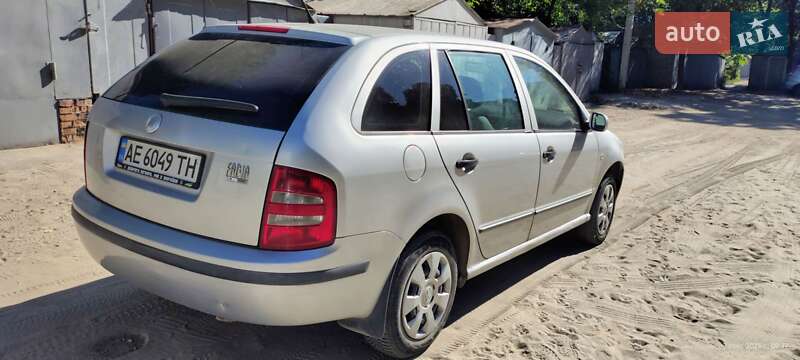 Універсал Skoda Fabia 2001 в Дніпрі