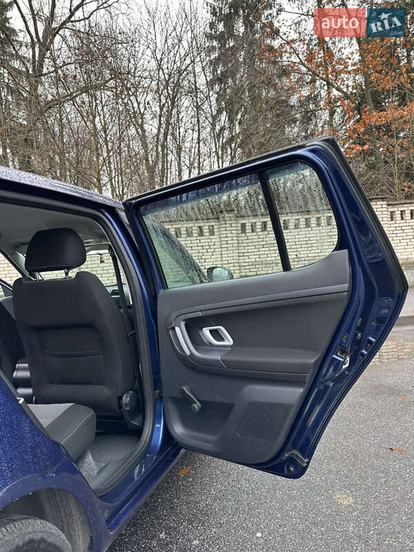 Хэтчбек Skoda Fabia 2008 в Виннице