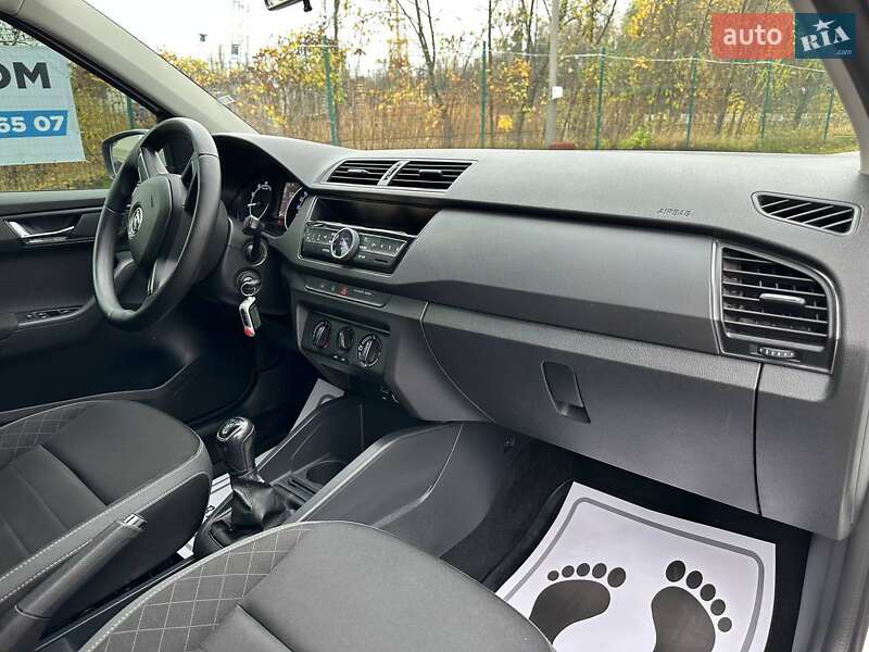 Хэтчбек Skoda Fabia 2019 в Виннице фото 60 Хэтчбек Skoda Fabia 2019 в Виннице