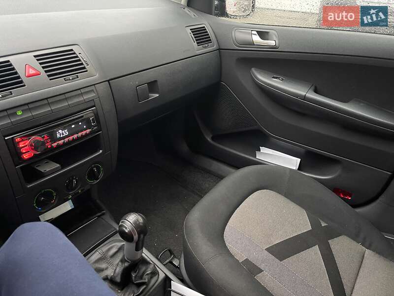 Універсал Skoda Fabia 2006 в Черкасах фото 5 Універсал Skoda Fabia 2006 в Черкасах