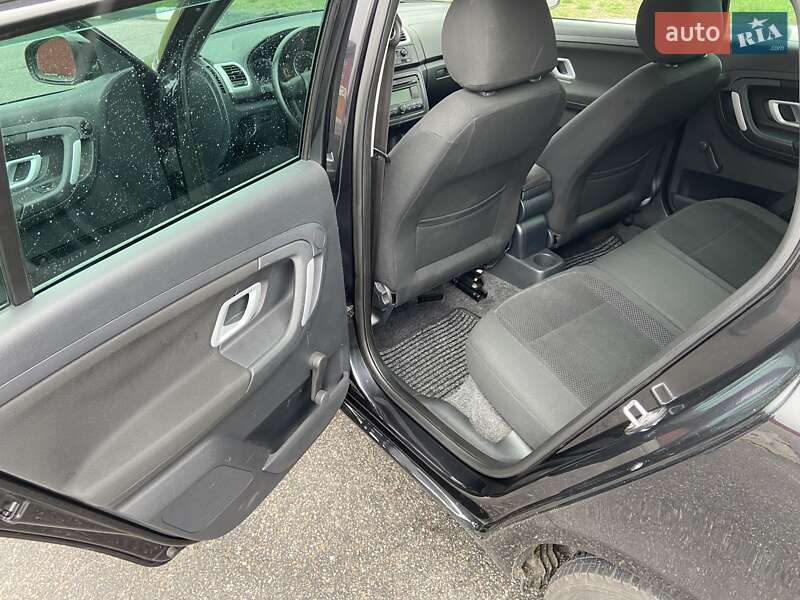 Универсал Skoda Fabia 2009 в Корсуне-Шевченковском