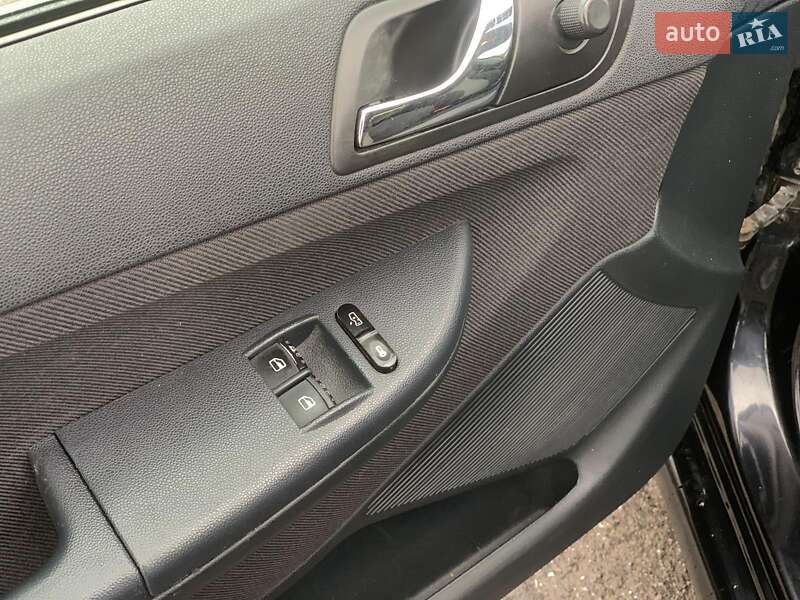 Універсал Skoda Fabia 2004 в Вінниці