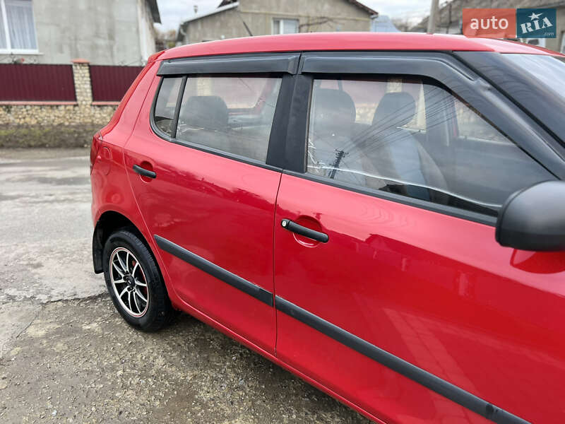 Хетчбек Skoda Fabia 2007 в Гусятині
