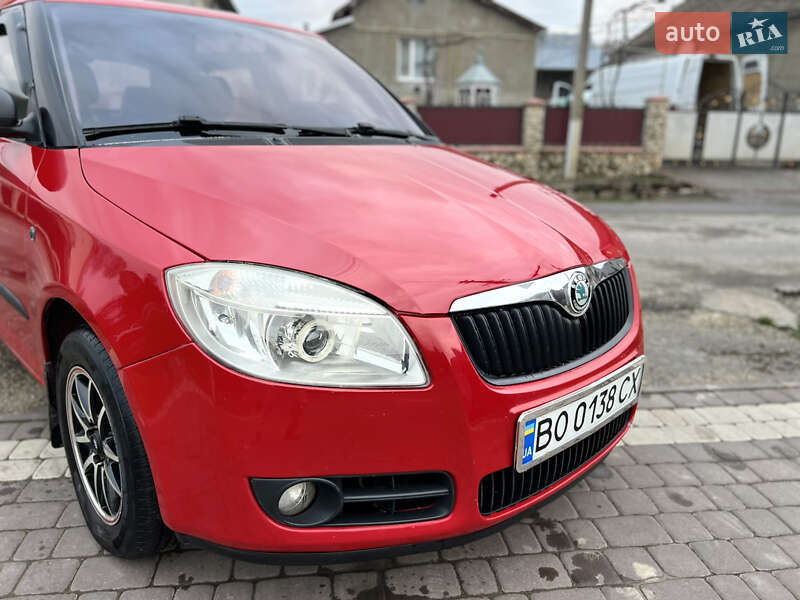 Хетчбек Skoda Fabia 2007 в Гусятині