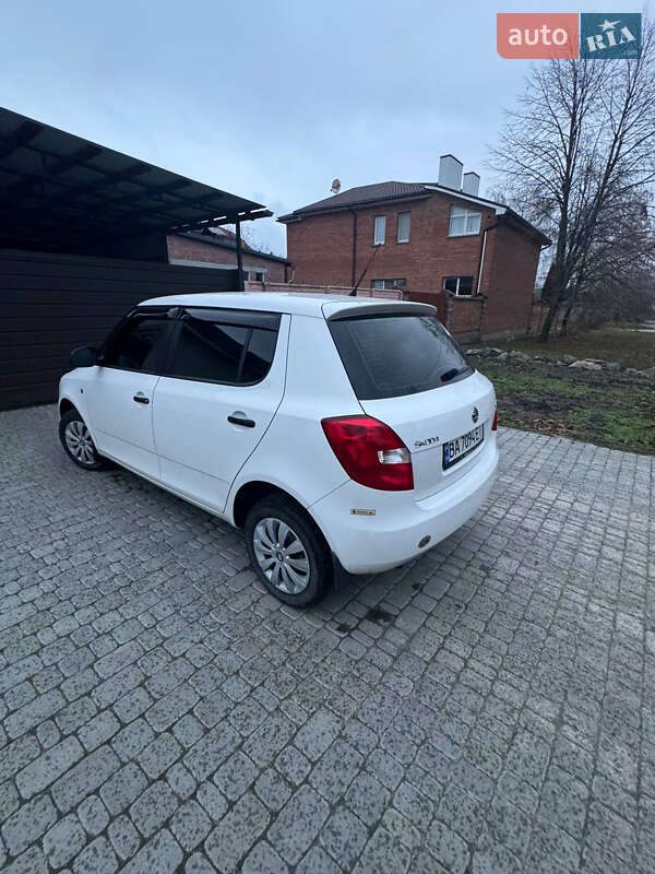 Хэтчбек Skoda Fabia 2014 в Кропивницком фото 4 Хэтчбек Skoda Fabia 2014 в Кропивницком