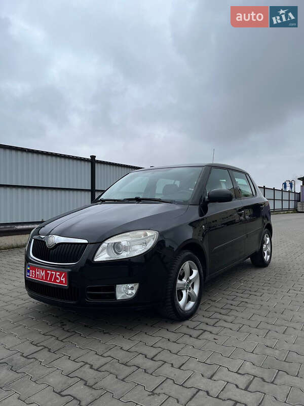 Хэтчбек Skoda Fabia 2009 в Луцке фото 2 Хэтчбек Skoda Fabia 2009 в Луцке