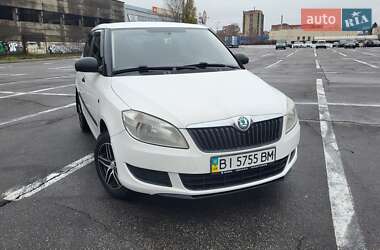 Хэтчбек Skoda Fabia 2012 в Полтаве