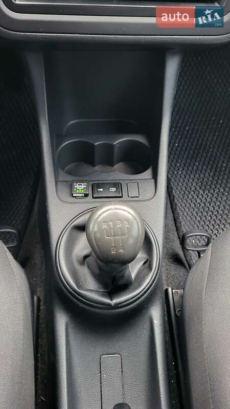 Хэтчбек Skoda Fabia 2012 в Полтаве