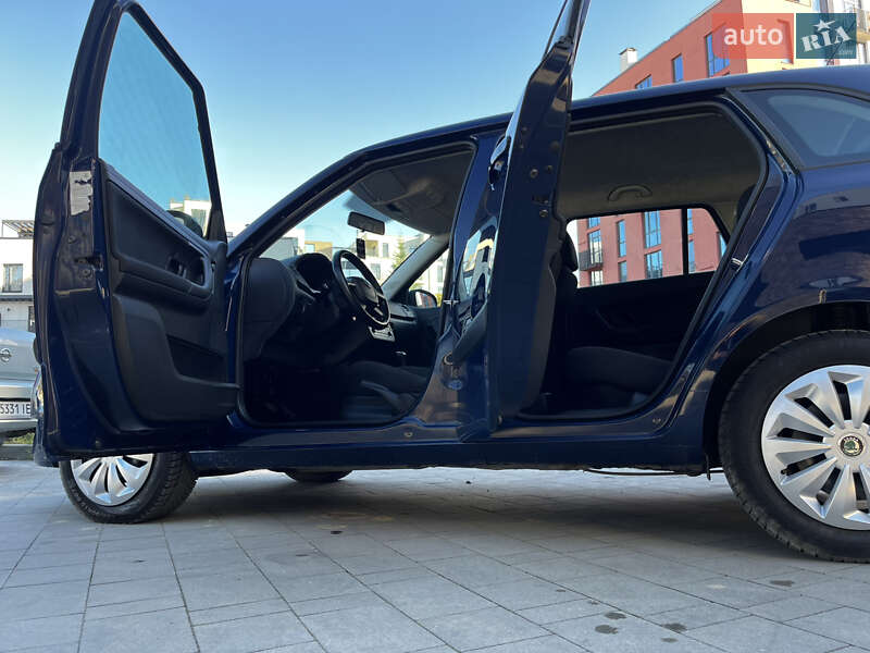 Универсал Skoda Fabia 2010 в Львове фото 27 Универсал Skoda Fabia 2010 в Львове