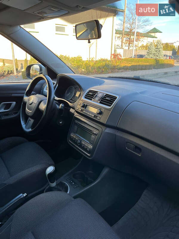 Хэтчбек Skoda Fabia 2010 в Луцке фото 12 Хэтчбек Skoda Fabia 2010 в Луцке