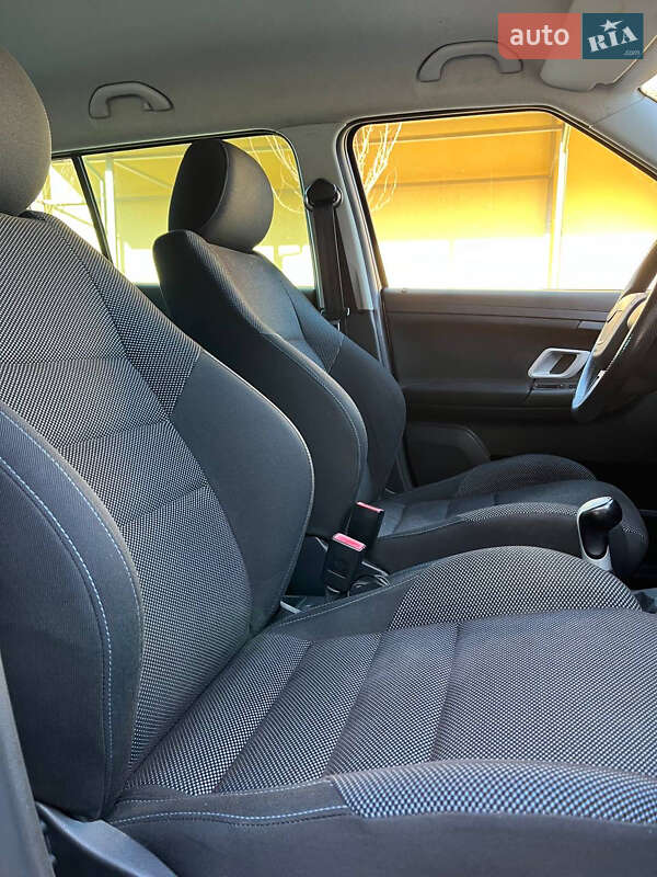 Хэтчбек Skoda Fabia 2010 в Луцке фото 17 Хэтчбек Skoda Fabia 2010 в Луцке