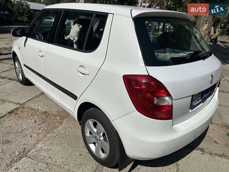Хэтчбек Skoda Fabia 2008 в Николаеве