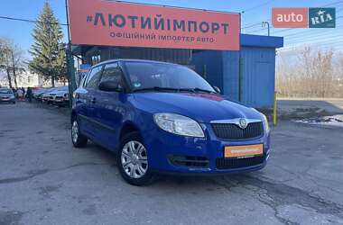 Хэтчбек Skoda Fabia 2009 в Сумах